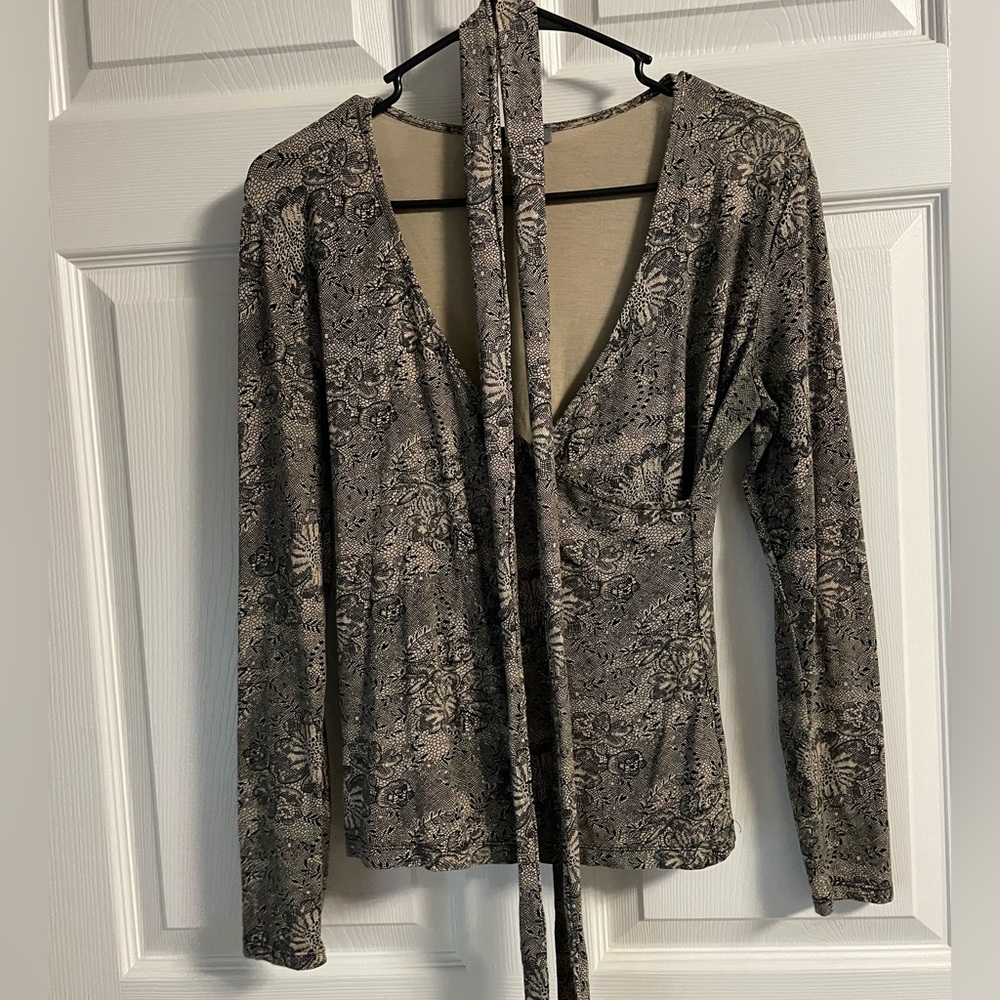 Ann Taylor Petites Nude Floral Lace Long Sleeve Wrap Top